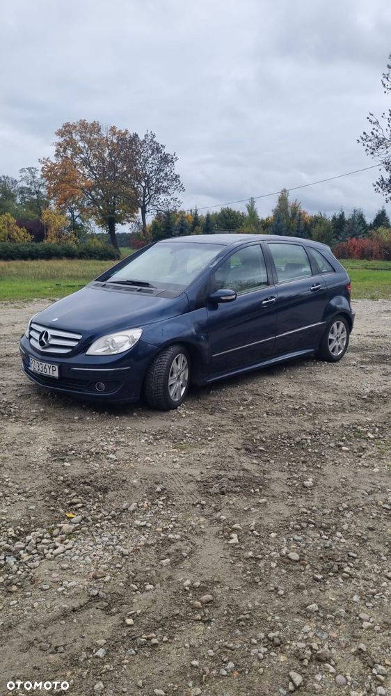 Mercedes-Benz Klasa B 200 CDI (BlueEFFICIENCY) 7G-DCT - 1