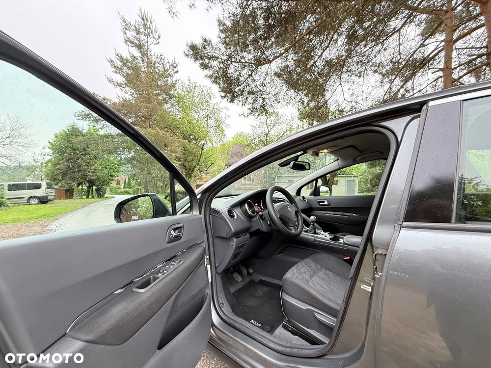 Peugeot 3008 1.6 HDi Premium - 15