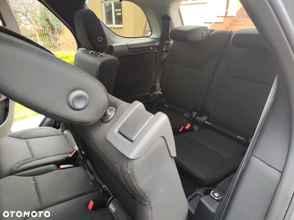 Land Rover Discovery 3.0 SDV6 SE - 21