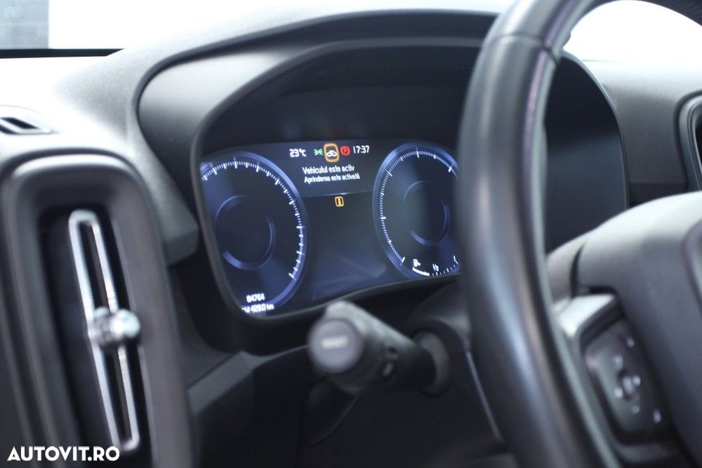 Volvo XC 40 - 12