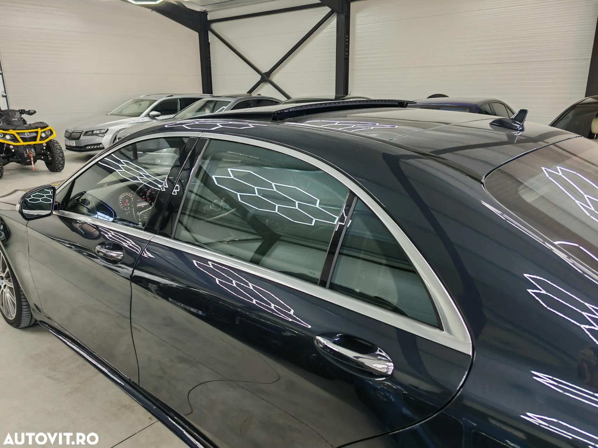 Mercedes-Benz S 560 L 4Matic 9G-TRONIC - 28