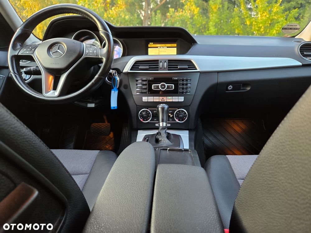 Mercedes-Benz Klasa C 200 T Kompressor Automatik Avantgarde - 8