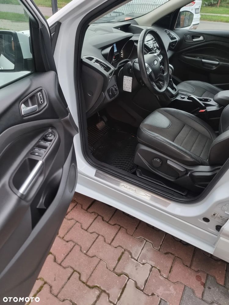 Ford Kuga 2.0 TDCi 4x4 Titanium - 11