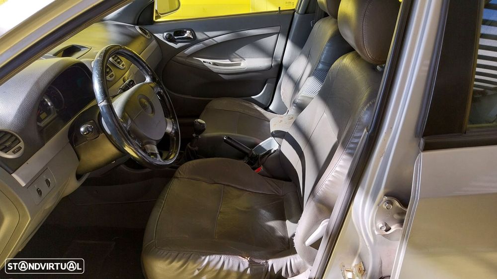 Chevrolet Nubira SW 1.6 CDX - 8