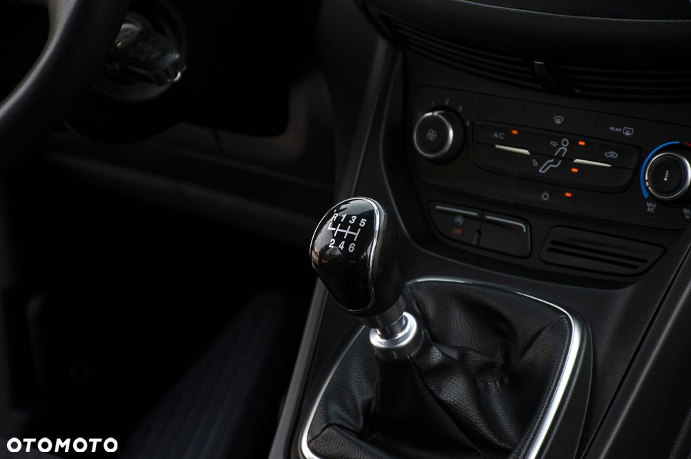 Ford Grand C-MAX - 27