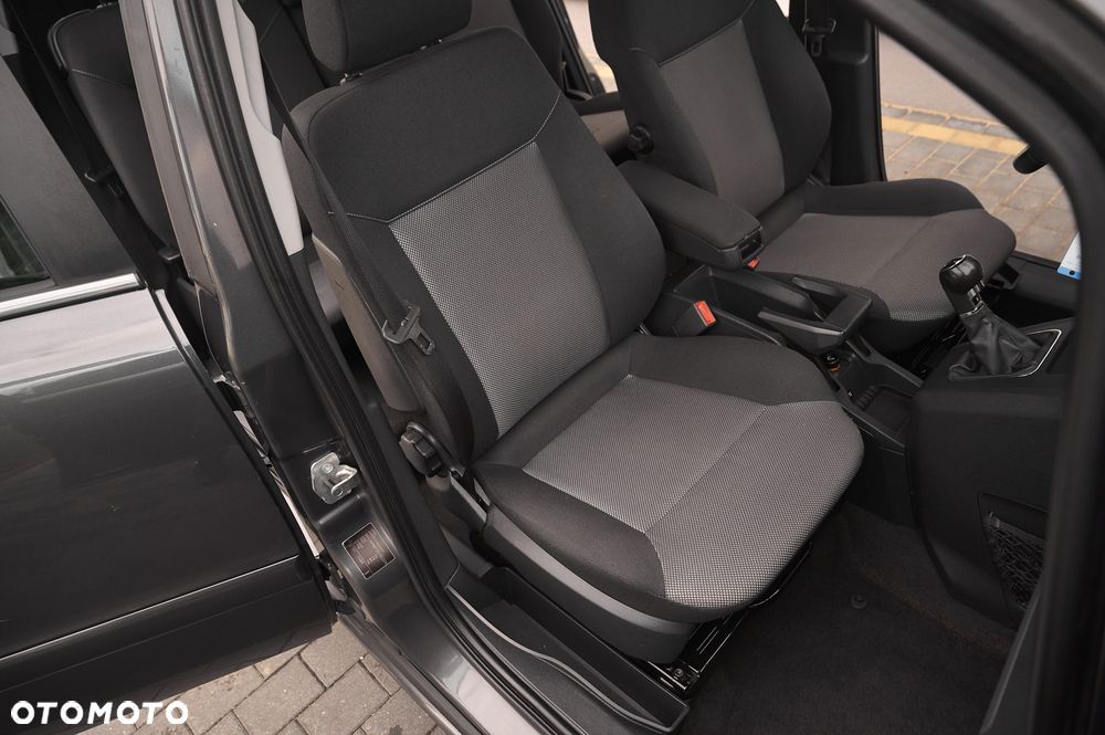 Opel Zafira 1.6 - 27