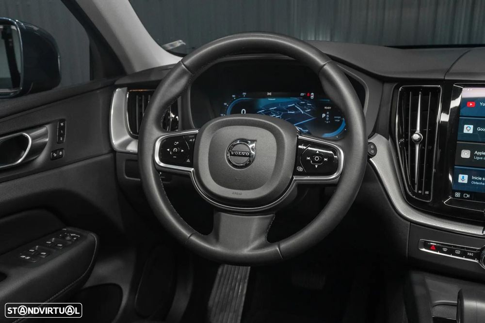 Volvo XC 60 T6 AWD Recharge Plus Bright - 11