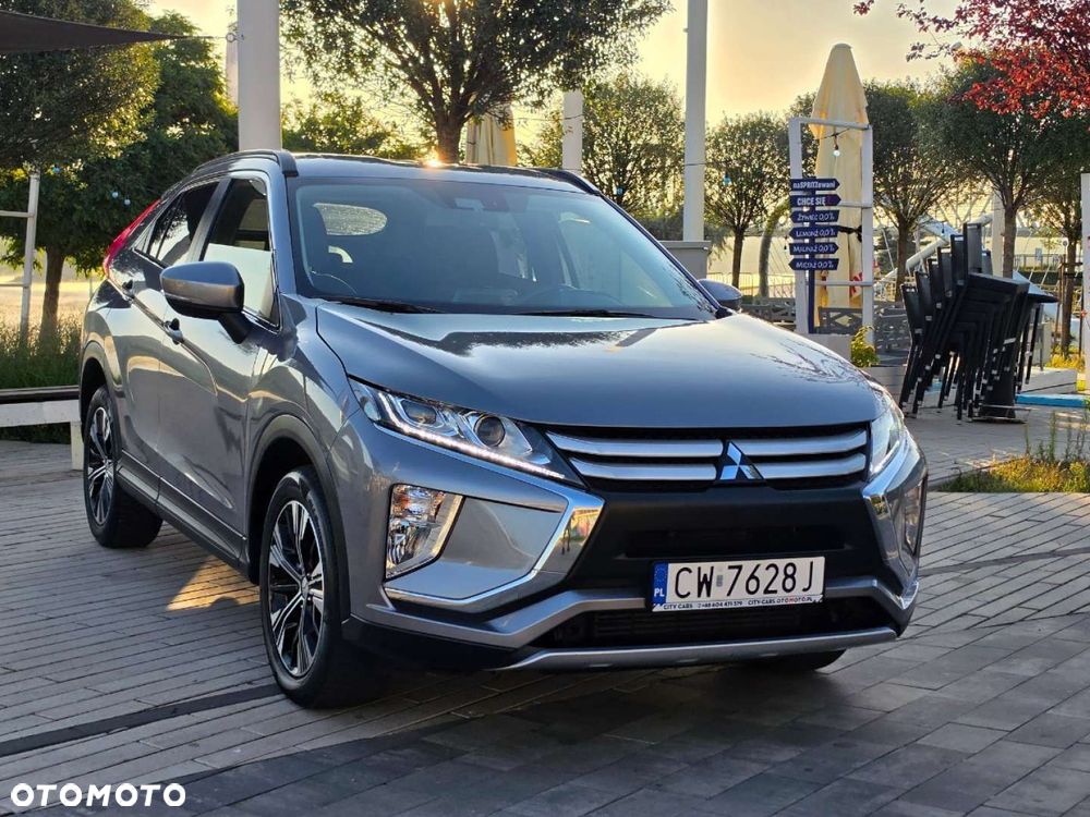 Mitsubishi Eclipse Cross - 16