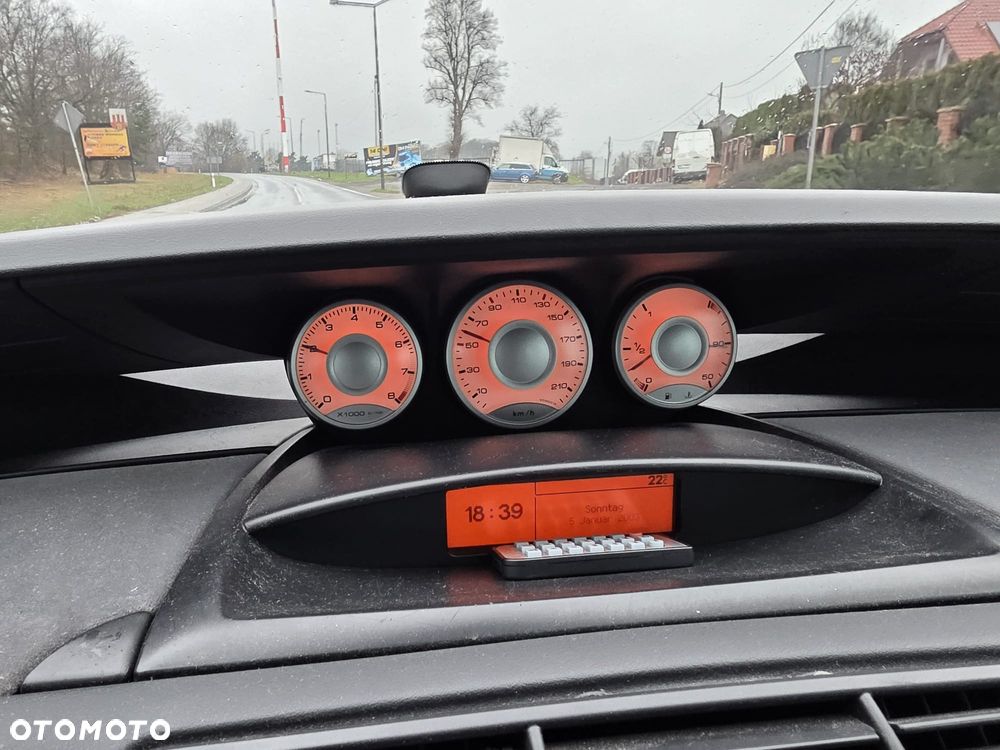 Citroën C8 2.0 16V Exclusive - 6