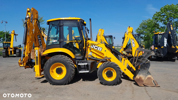 JCB 3cx 2022r