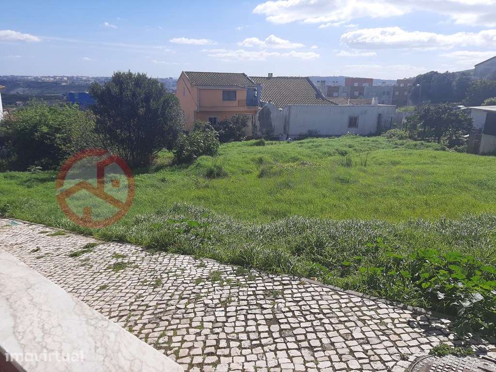 Terreno urbano para construção no Casal da Mira, Amadora - Grande imagem: 3/9