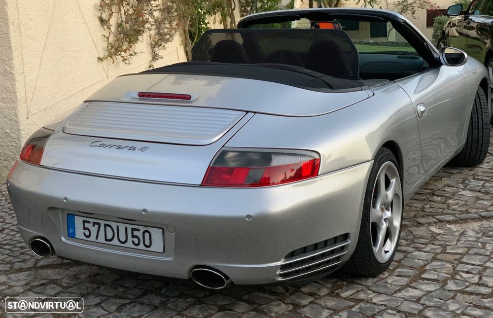 Porsche 911 Série F - 8