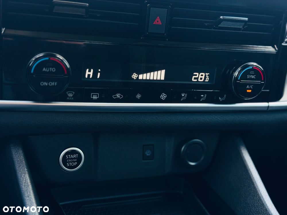 Nissan Qashqai 1.3 DIG-T DCT N-WAY - 23