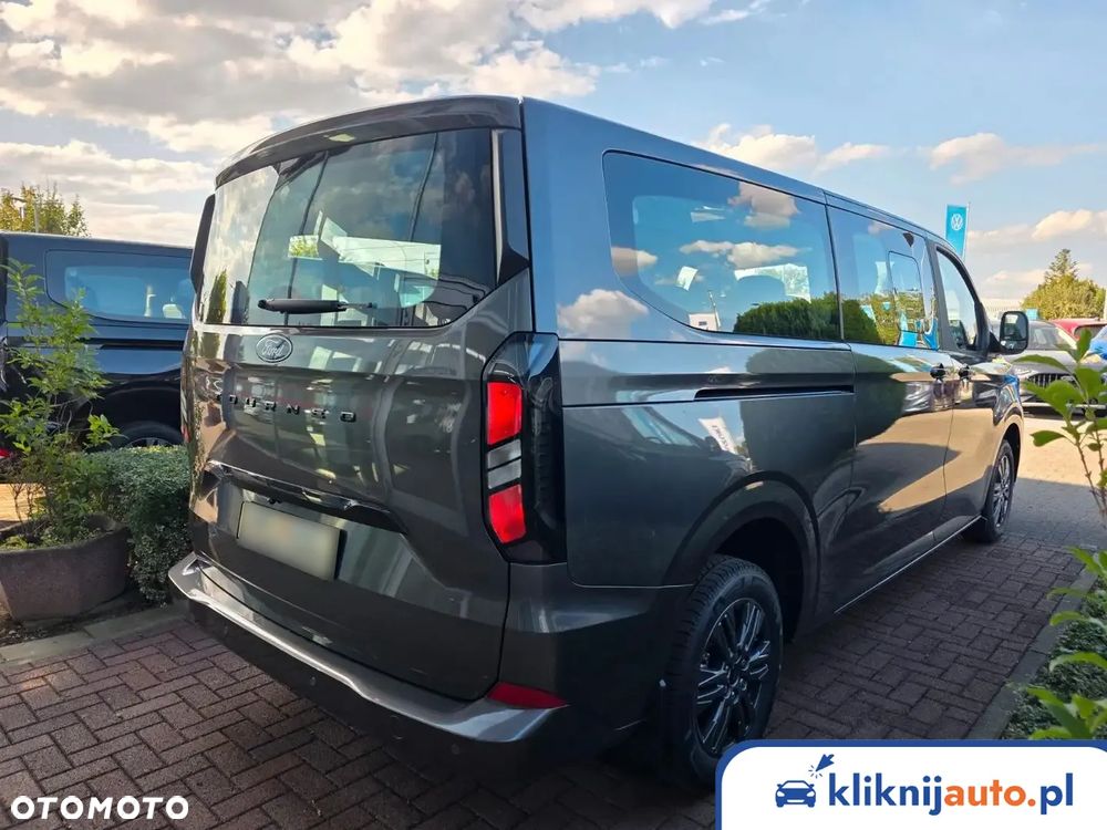 Ford Tourneo Custom 2.0 EcoBlue 320 L2 Titanium - 4