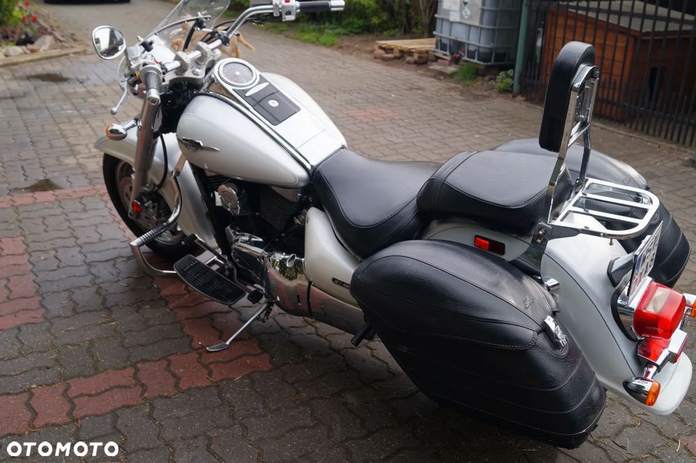 Suzuki Boulevard - 9