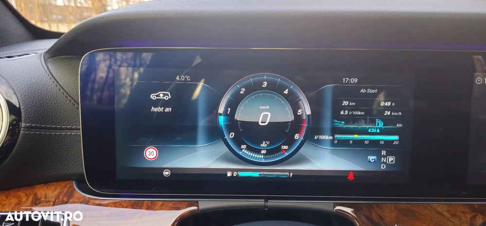 Mercedes-Benz E 220 d 9G-TRONIC Exclusive - 38