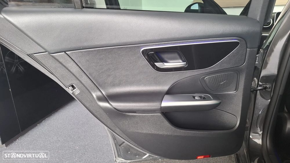 Mercedes-Benz C 300 de Avantgarde - 23