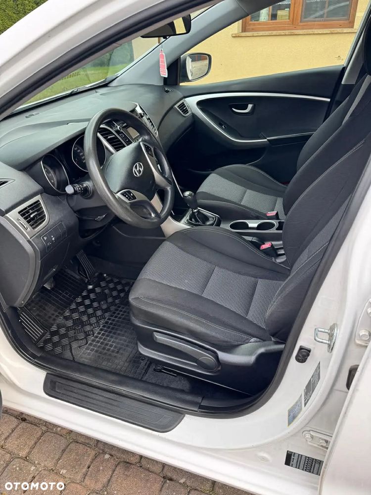 Hyundai i30 1.4 Classic - 6