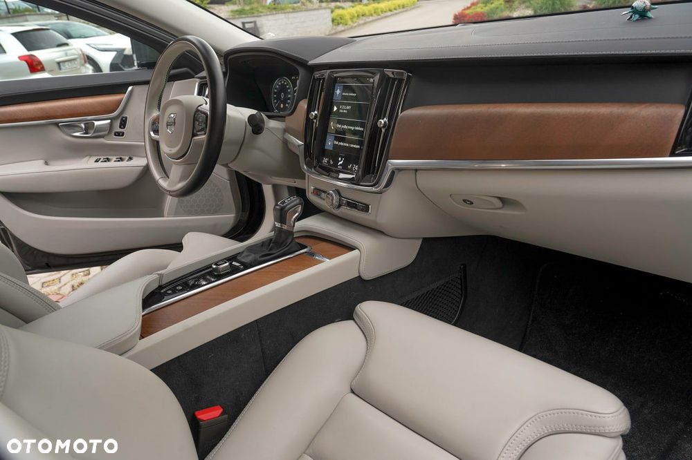 Volvo S90 D4 Inscription - 14