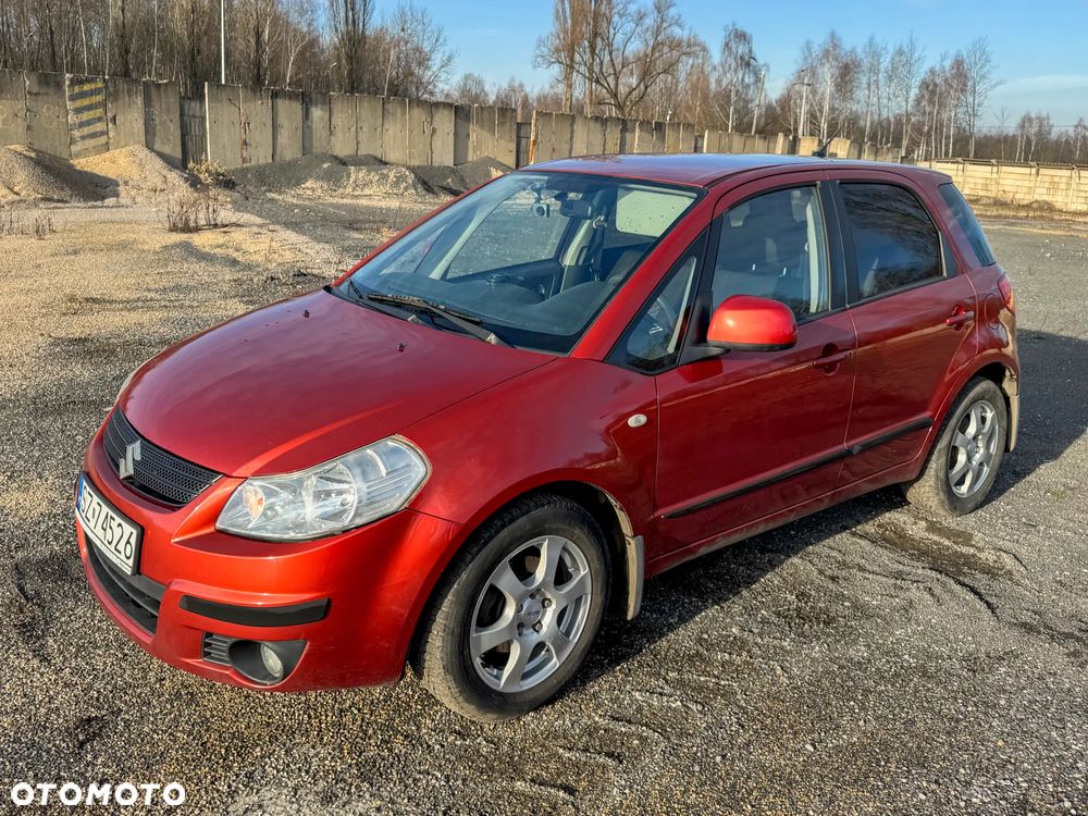 Suzuki SX4 1.6 GS / Premium - 18