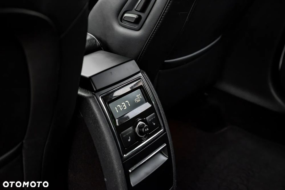 Skoda Superb 2.0 TSI DSG Elegance - 22