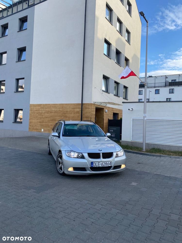 BMW Seria 3 320d DPF - 3