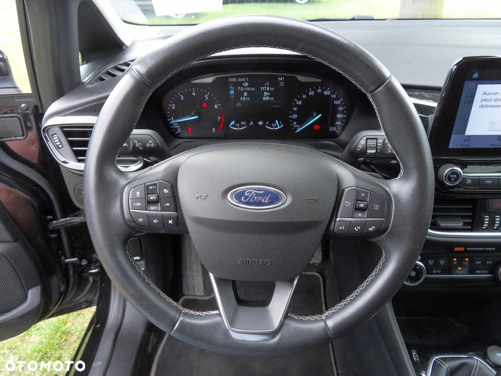 Ford Fiesta 1.0 EcoBoost S&S TITANIUM - 18