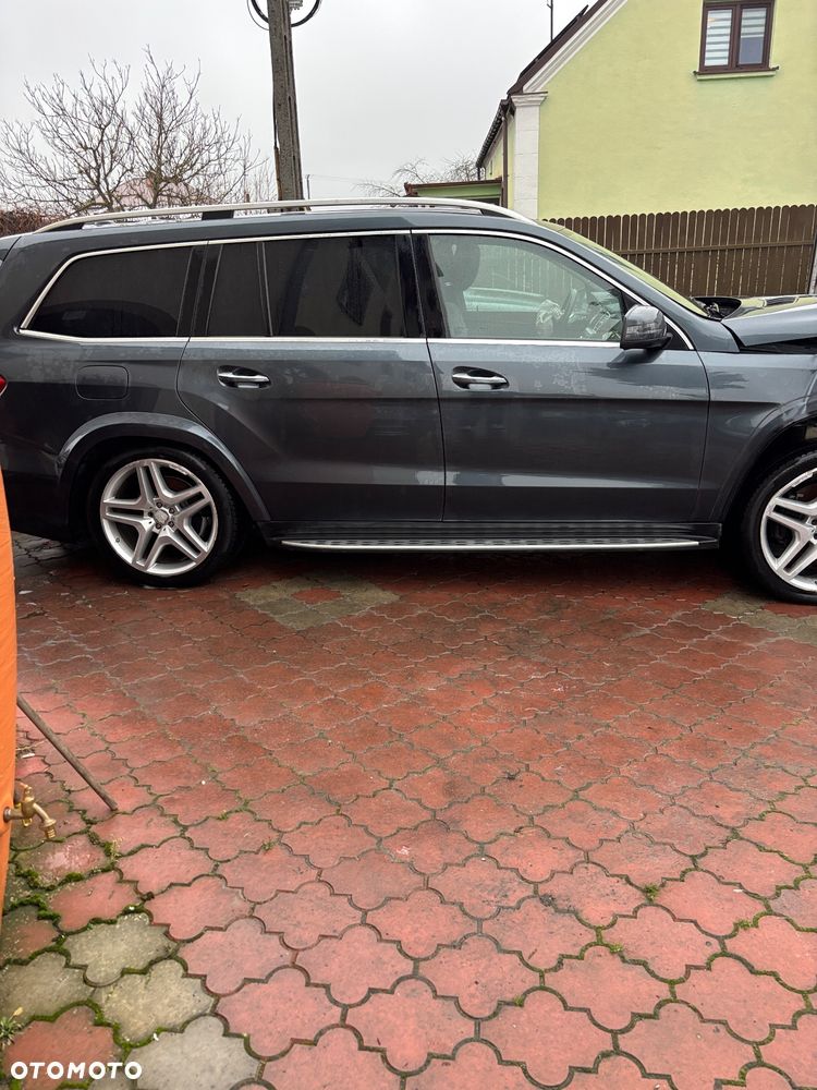 Mercedes-Benz GL - 3