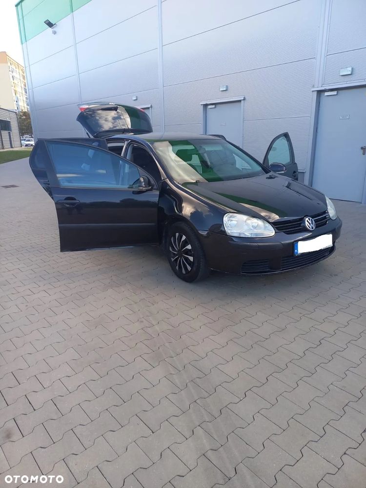 Volkswagen Golf - 21
