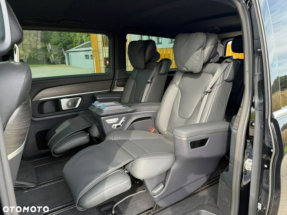 Mercedes-Benz Klasa V 300 d extralang 4Matic 9G-TRONIC Exclusive - 25