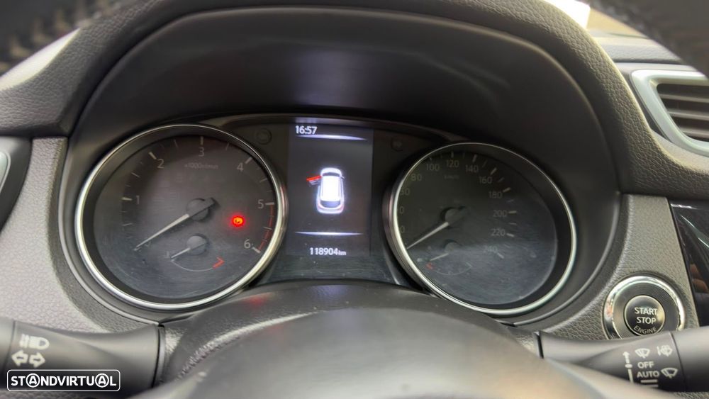 Nissan Qashqai 1.6 dCi Tekna Premium - 23