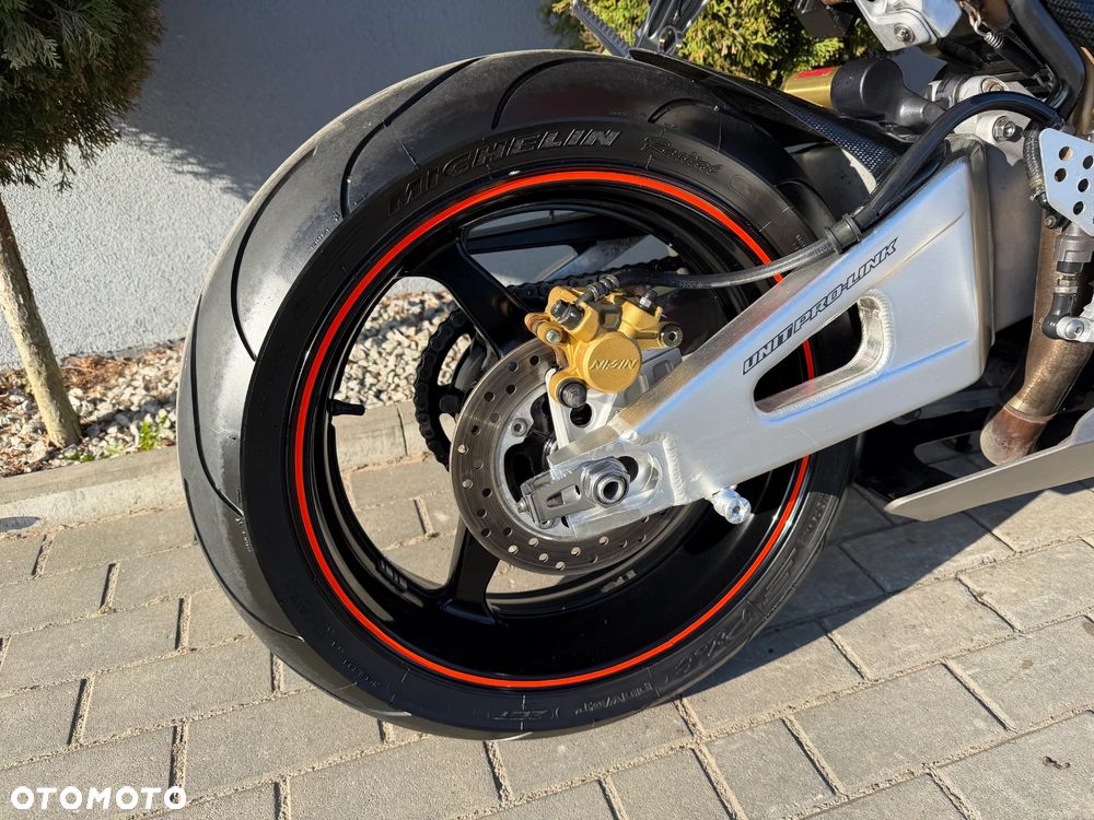 Honda CBR - 17