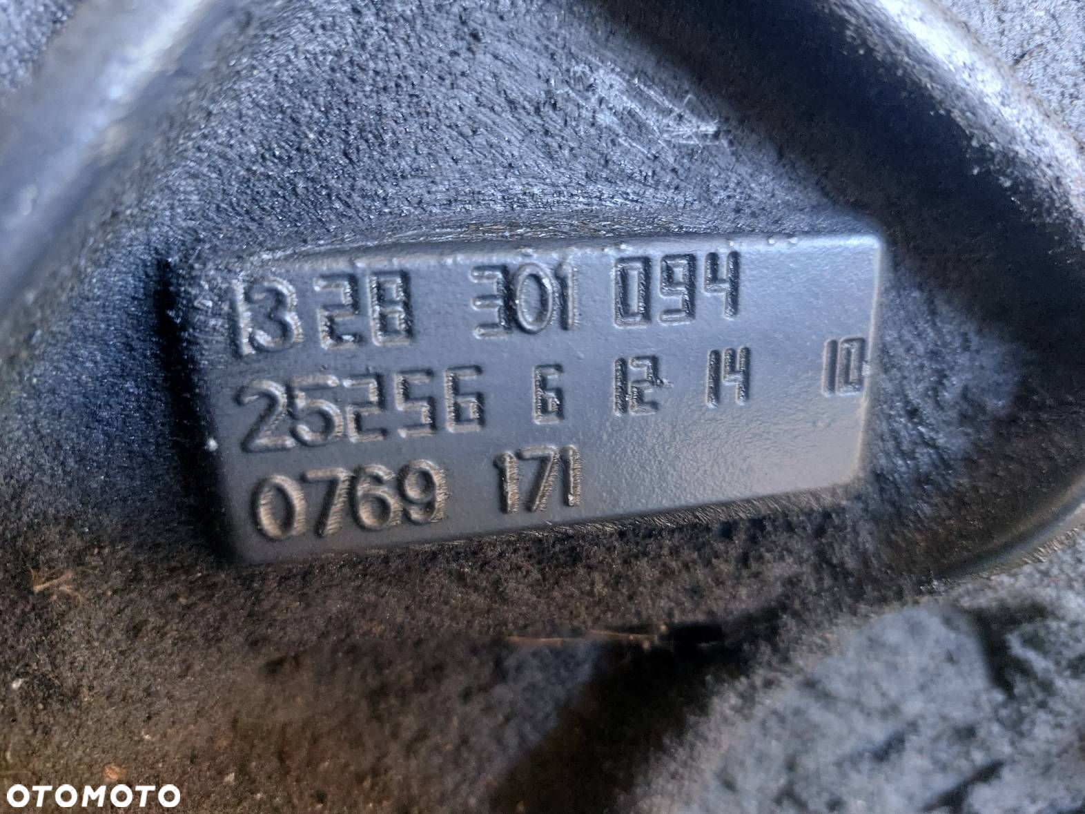 SKRZYNIA BIEGÓW ZF ASTRONIC 1328301094 IVECO STRALIS 560 - 9