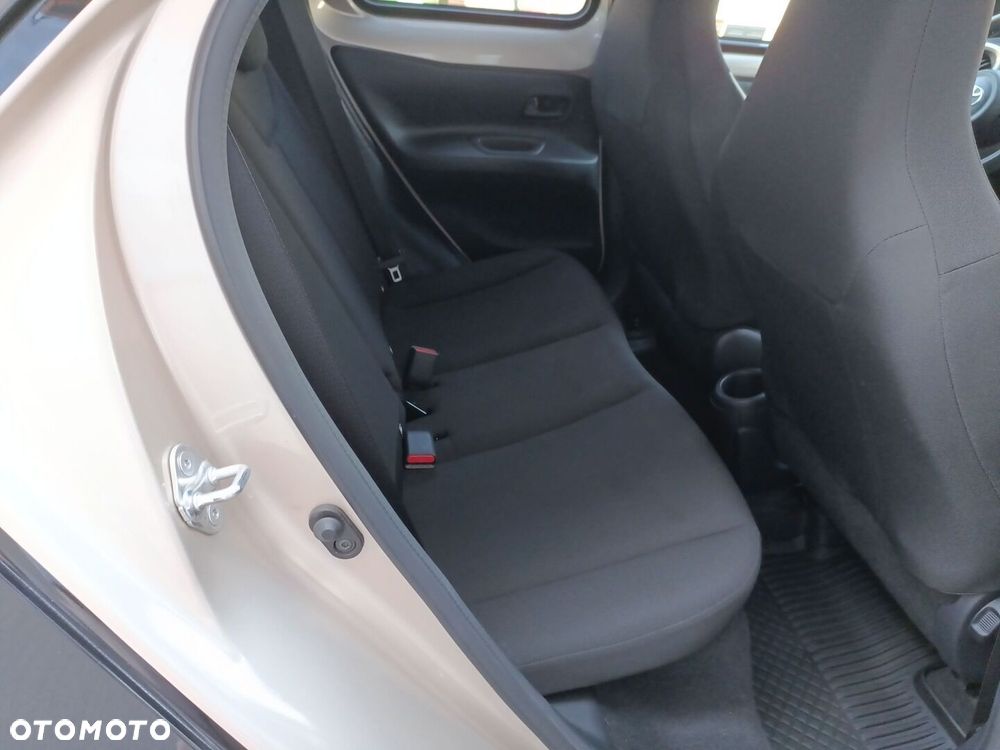 Toyota Aygo X 1.0 VVT-i Style CVT - 13