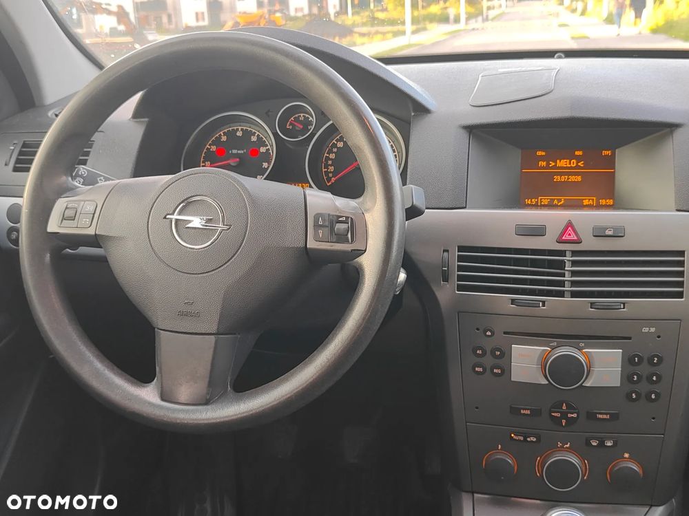 Opel Astra 1.6 Enjoy - 20