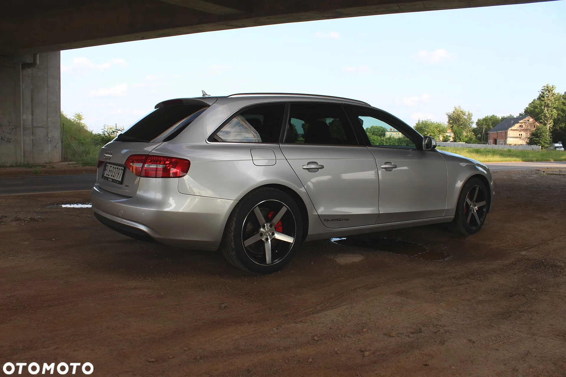 Audi A4 Avant 2.0 TDI DPF quattro S line Sportpaket - 5