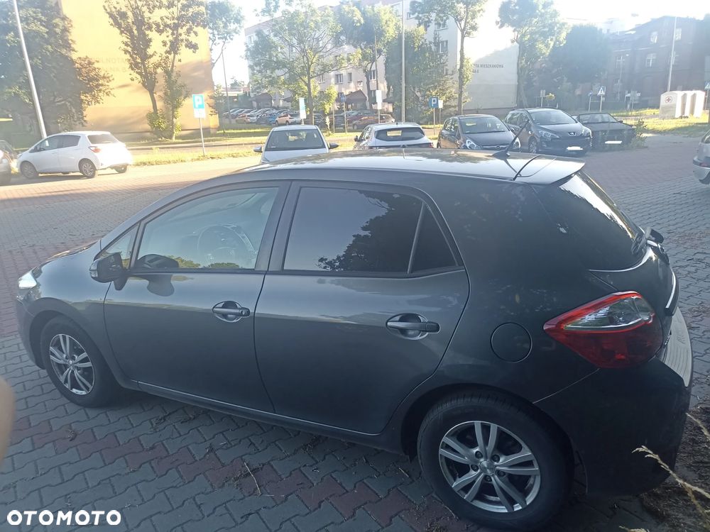 Toyota Auris 1.33 VVT-i Active - 2
