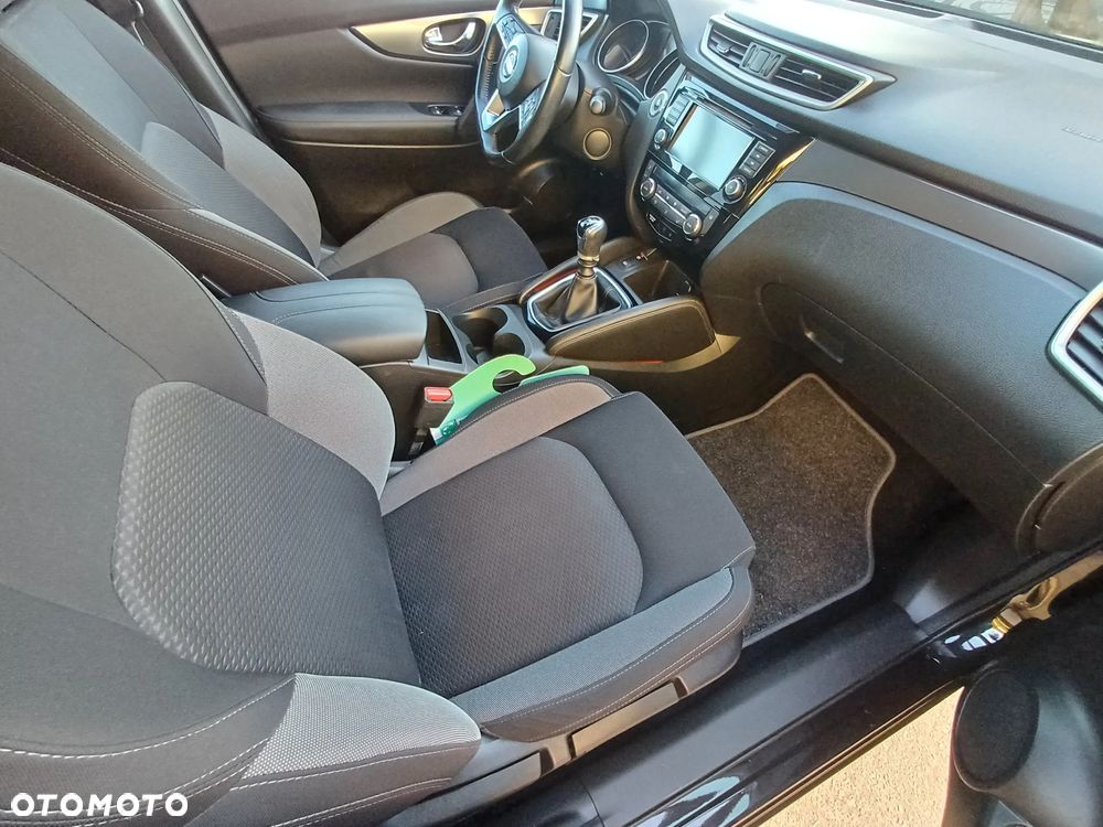 Nissan Qashqai 1.3 DIG-T Tekna - 27
