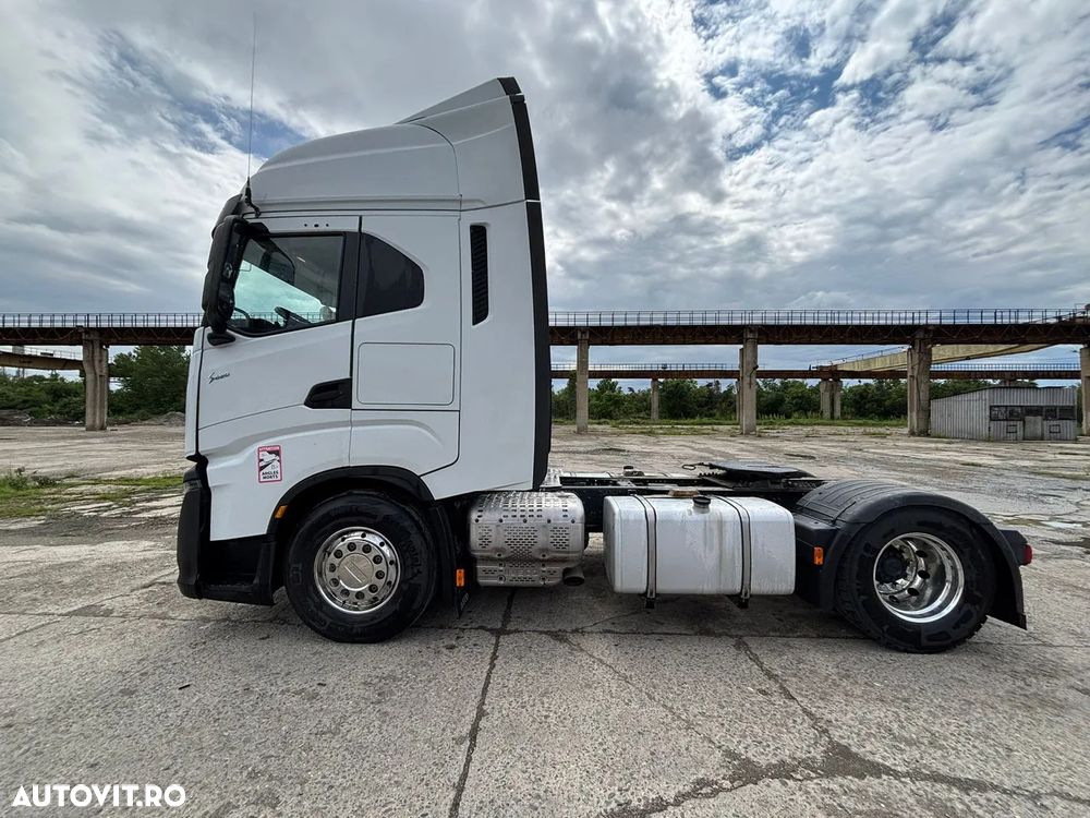 Iveco S-WAY - 3
