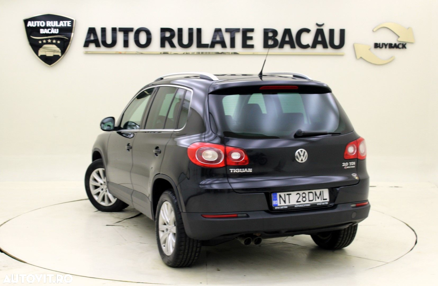 Volkswagen Tiguan - 7