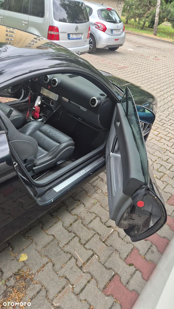 Audi TT Coupé 1.8T - 28