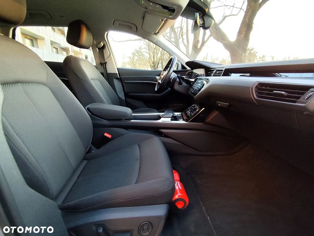 Audi e-tron 50 Quattro - 10