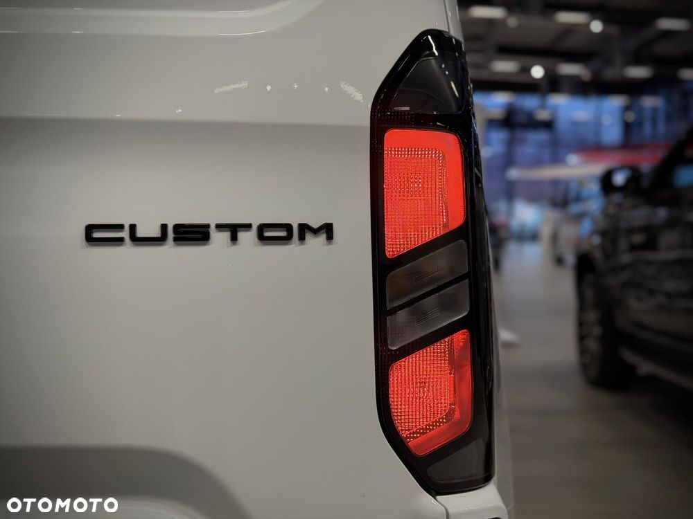 Ford Transit Custom - 9