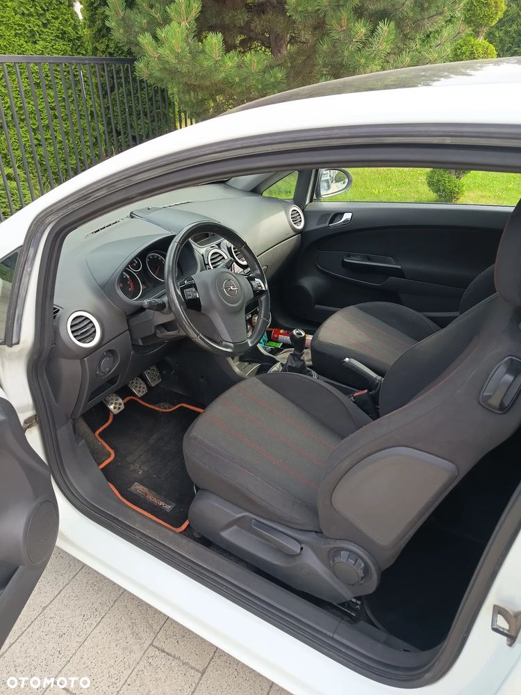 Opel Corsa - 18
