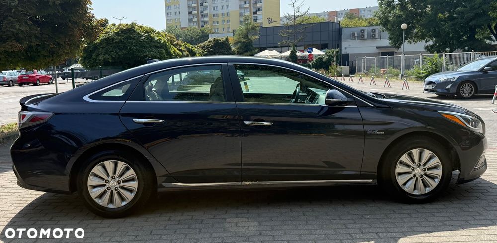 Hyundai Sonata - 13