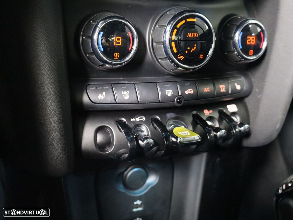 MINI 3 Portas Cooper SE - 20