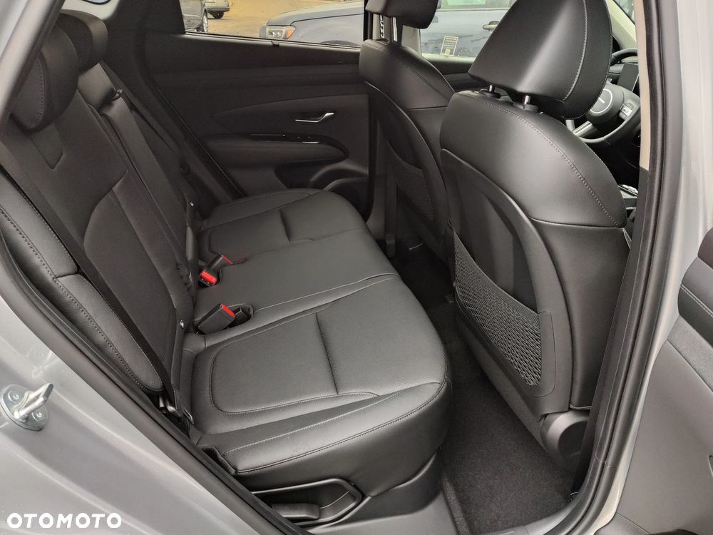 Hyundai Tucson 1.6 T-GDi HEV Platinum 4WD - 27