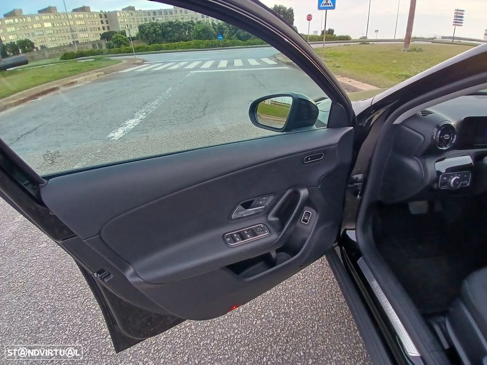 Mercedes-Benz CLA 250 - 16