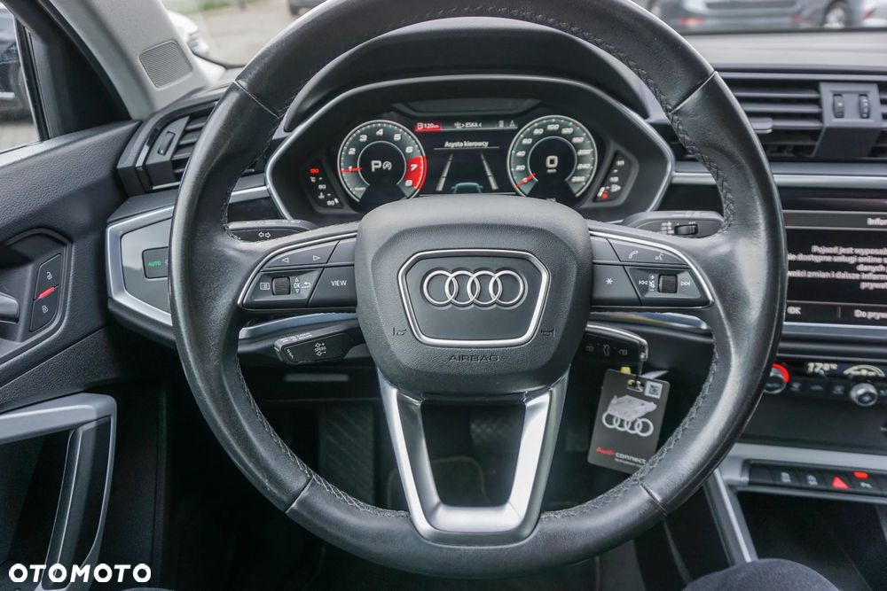Audi Q3 35 TFSI S tronic - 11