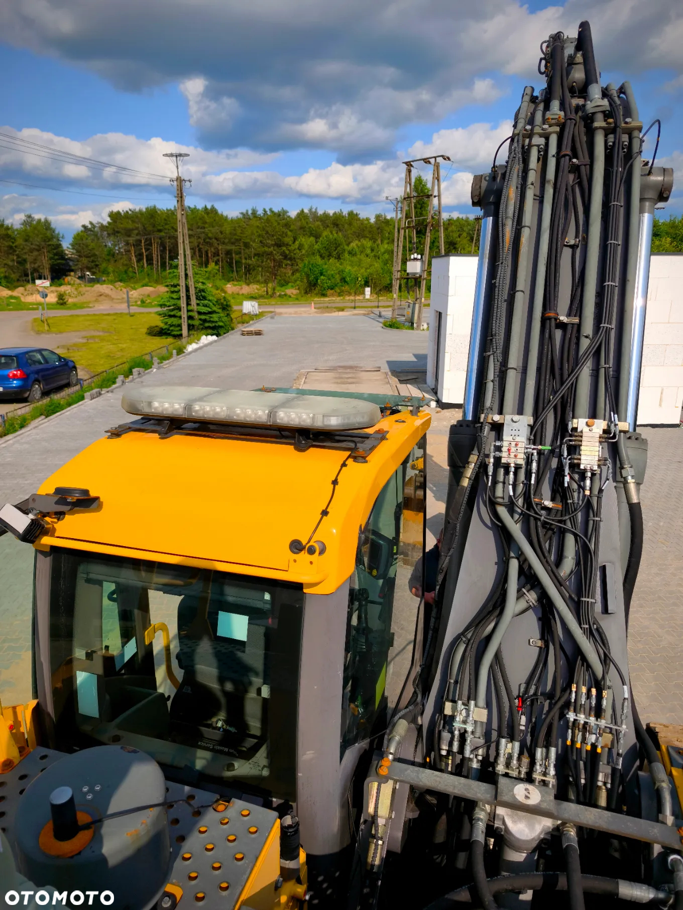 Volvo EC250EL - 9